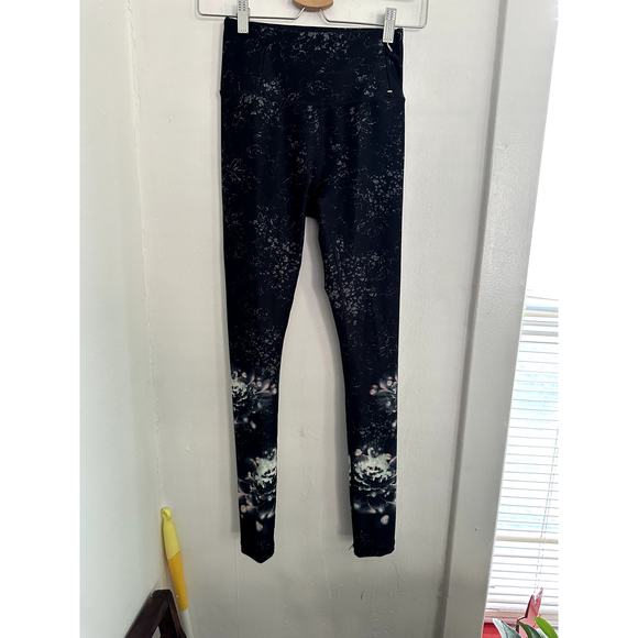 Calia by Carrie Underwood Women's Leggings | Size XS - Picture 1 of 4